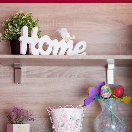 & Iva Apartament *
